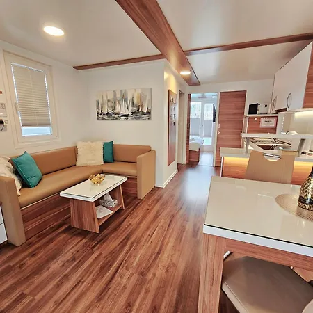 Floating Sea House - Vital Lux Apartmán *