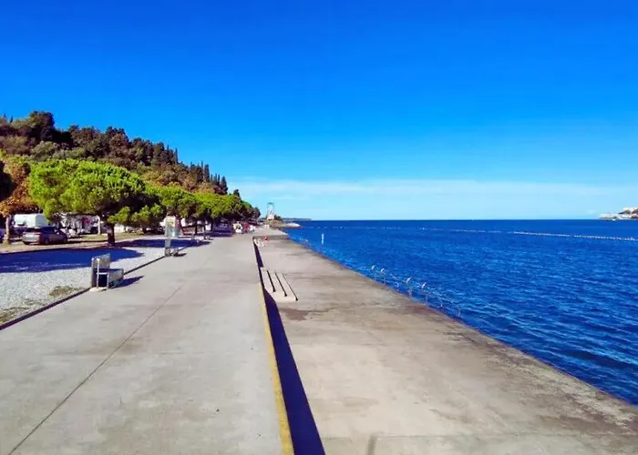 Floating Sea House - Vital Lux Apartment